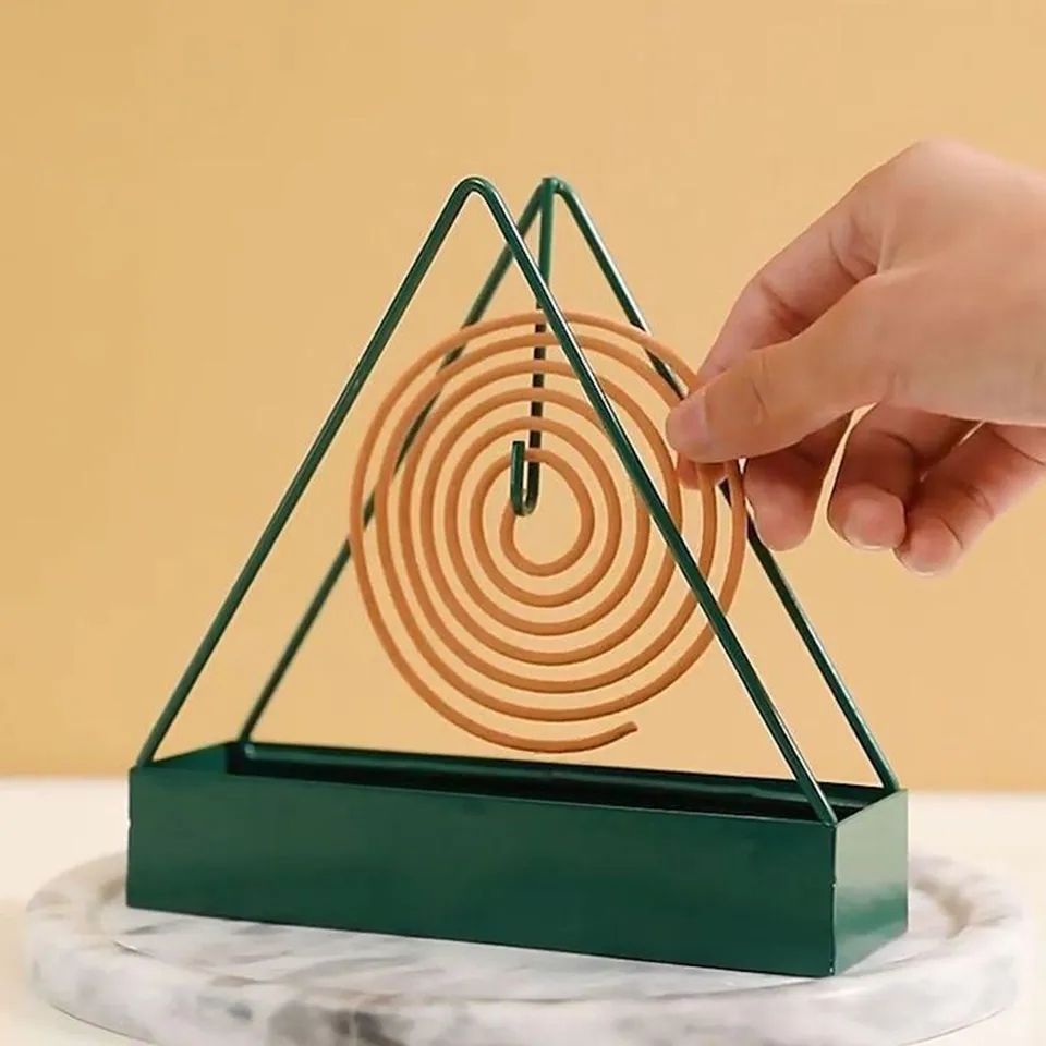 Pack of 2 Nordic Iron Mosquito Coil Holder - Triangular Fireproof Hanging Mosquito Repellent Stand - Retro Home & Outdoor Incense Burner Tray